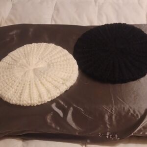 Elegant Black and White Knit Beret Set